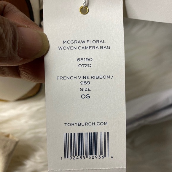 Tory Burch Camera Bag - Picture 6 of 6